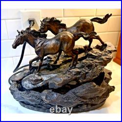 Big Sky Carvers River Runners Wild Horse Tabletop Fountain Working Pump Western