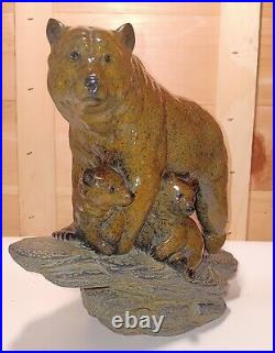 Big Sky Carvers, Sculpture SC Brown Bear & Cubs Field Trip 7.5×8×4