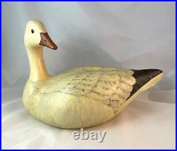 Big Sky Carvers Snow Goose Decorative Decoy-Man Cave, Cabin, Lodger, Den