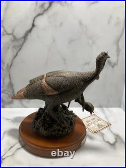 Big Sky Sculpture Carvers Double Take Turkeys Realism 9X8X8