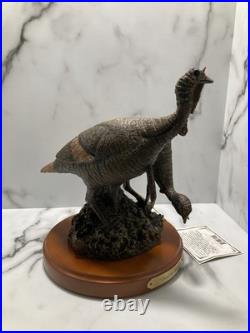 Big Sky Sculpture Carvers Double Take Turkeys Realism 9X8X8