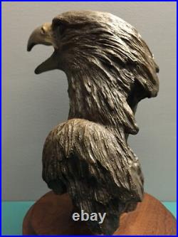 Bradford Williams Big Sky Carvers American Bald Eagle LE Bust Sculpture Decor