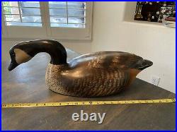 Canadian Goose Hand Carved / Painted/Signed by Craig Fellows, Big Sky Carvers