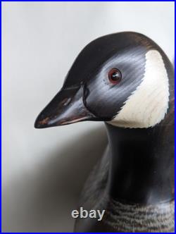 Duck decoy by Bob Bolle Big Sky Carvers Award-winning Ducks Medallion 16 inches