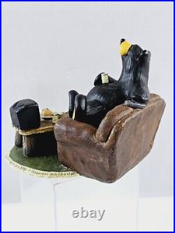 Jeff Fleming Bearfoots Bear 2005 Limited Edition Uncle Patrick Sitting Sofa