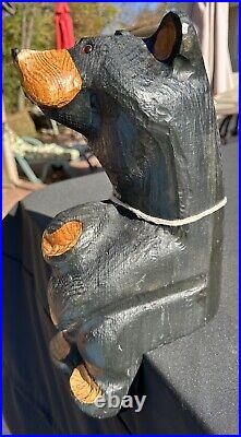 Jeff Fleming Big Sky Carvers Black Bear Sitting Ledge 15 Solid Wood Carving Art