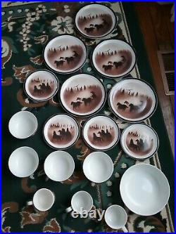Lodge Stoneware Collection Thomas Norby (17) pieces plates, bowls, cups