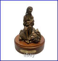 Native American Indian Guiding The Way Big Sky Carvers Sculpture Mother & Baby