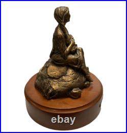 Native American Indian Guiding The Way Big Sky Carvers Sculpture Mother & Baby