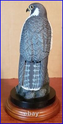 Peregrine Falcon By Robert Lawson Solitary Hunter Big Sky Carvers WithTAG