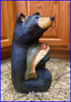 Pre Owned VTG Big Sky Carvers Adorable Bear Holding His Catch Sculpture Marked