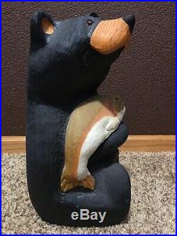 Pre-OwnedBig Sky Carvers Wooden Carved Bear with Fish/HoldingWood
