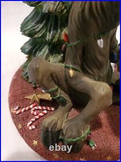 RARE Bearfoots Mooses Moose Christmas Tree Big Sky Carvers 2000 Figure NICE