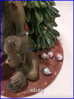 RARE Bearfoots Mooses Moose Christmas Tree Big Sky Carvers 2000 Figure NICE