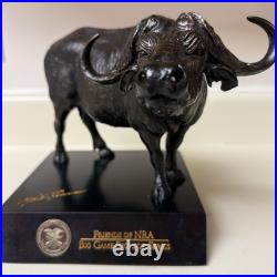 RARE FRIENDS OF NRA BIG GAME SERIES BUFFALO Cold cast Resin Sculpture Signed