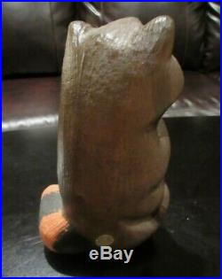 RARE Retired Large BIG SKY CARVERS HAND CARVED WOOD Wooden EMILY RACOON RACCOON