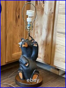 VINTAGE BIG SKY CARVERS WOOD BEAR TABLE LAMP By Jeff Fleming GREAT CONDITION