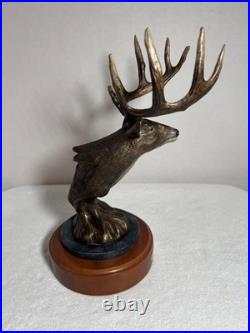 VTG White Tailed Deer Bust Big Sky Carvers Hardwoods Legend Wildlife Art Statue