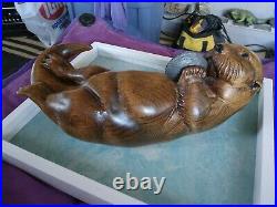 VTG Wooden Hand Carved Otter With Clam Big Sky Carvers Masters Collection #293