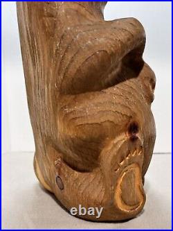 Vintage Big Sky Carvers BSC Jeff Fleming Wood Carved Raccoon Sculpture Montana