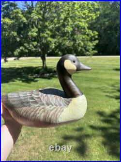 Vintage Big Sky Carvers Canada Goose- SIGNED BY Thomas Chandler Bozeman, MT