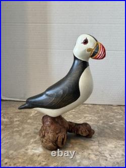 Vintage Big Sky Carvers Hand Carved Wood Puffin Glass Eyes Bird Figurine Signed