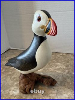 Vintage Big Sky Carvers Hand Carved Wood Puffin Glass Eyes Bird Figurine Signed