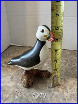 Vintage Big Sky Carvers Hand Carved Wood Puffin Glass Eyes Bird Figurine Signed