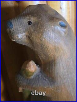 Vintage Big Sky Carvers Jeff Fleming Pine Wood Carved Bucky Beaver Sculpture