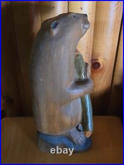 Vintage Big Sky Carvers Jeff Fleming Pine Wood Carved Bucky Beaver Sculpture