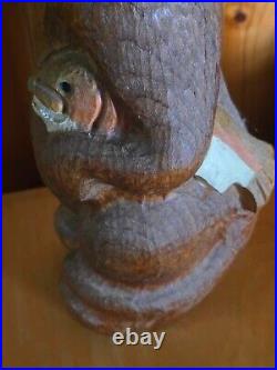 Vintage Big Sky Carvers Jeff Fleming Pine Wood Carved Otter & Fish Sculpture