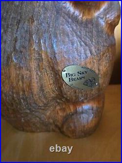 Vintage Big Sky Carvers Jeff Fleming Pine Wood Carved Otter & Fish Sculpture