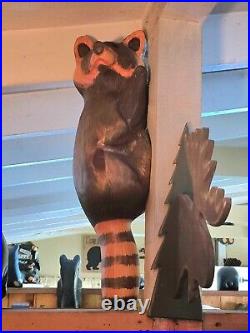 Vintage Big Sky Carvers Jeff Fleming Pine Wood Carved Rusty Raccoon Sculpture