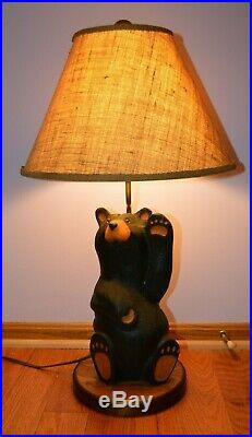 Vintage Big Sky Carvers Wood Bear Table Lamp Great Condition